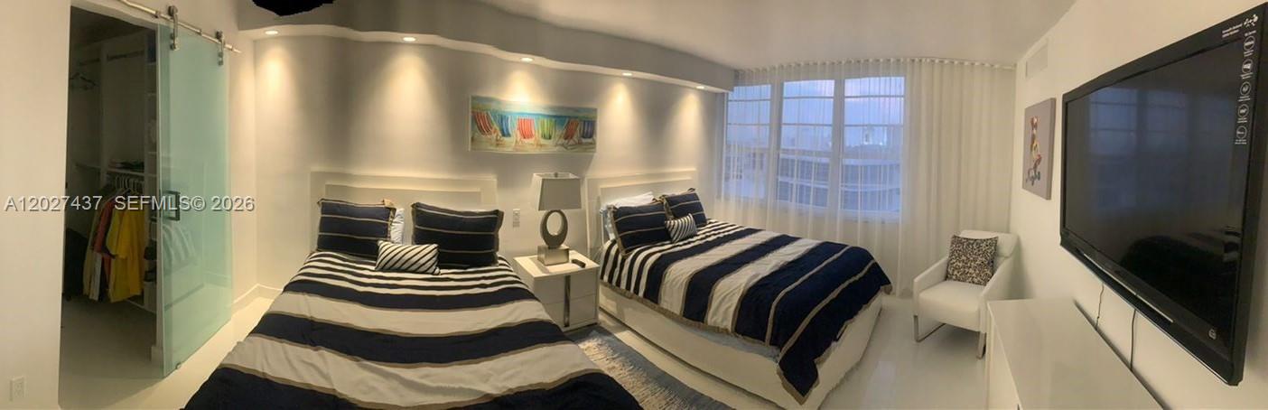 100 Lincoln Rd 1535