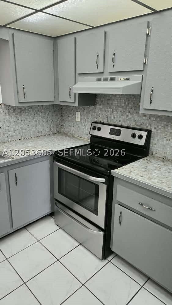 13707 Kendale Lakes Cir PH11