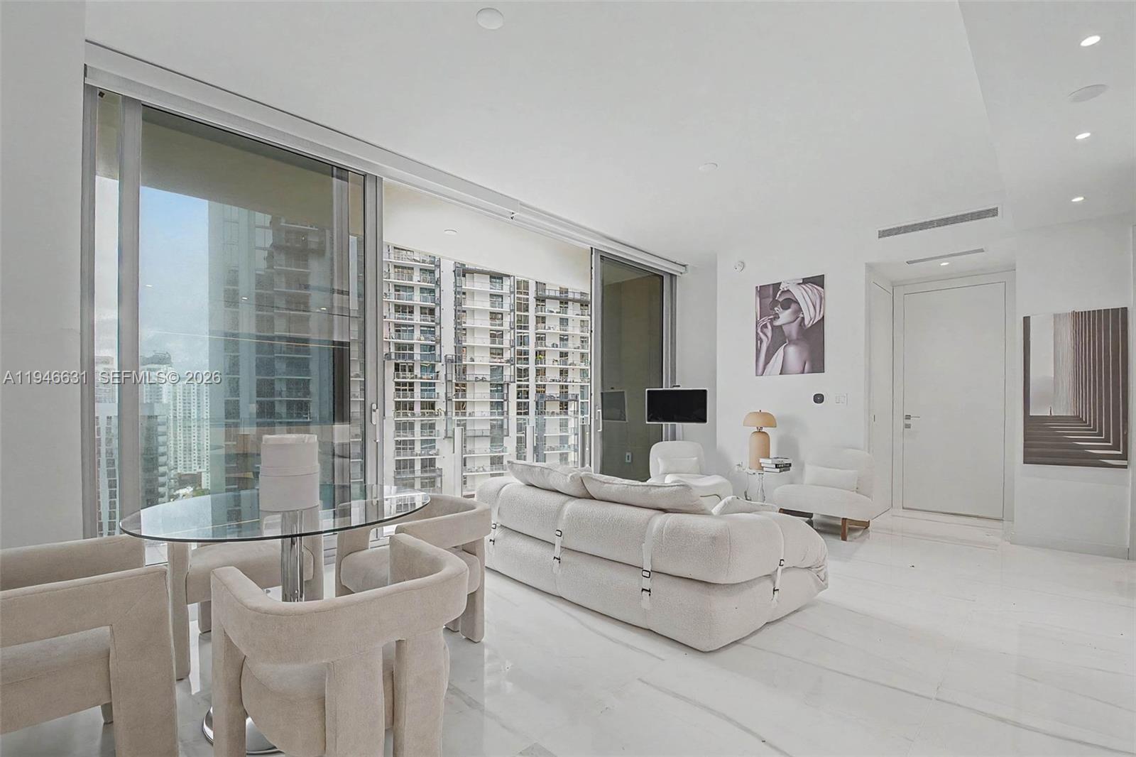 300 Biscayne Blvd Way 2808
