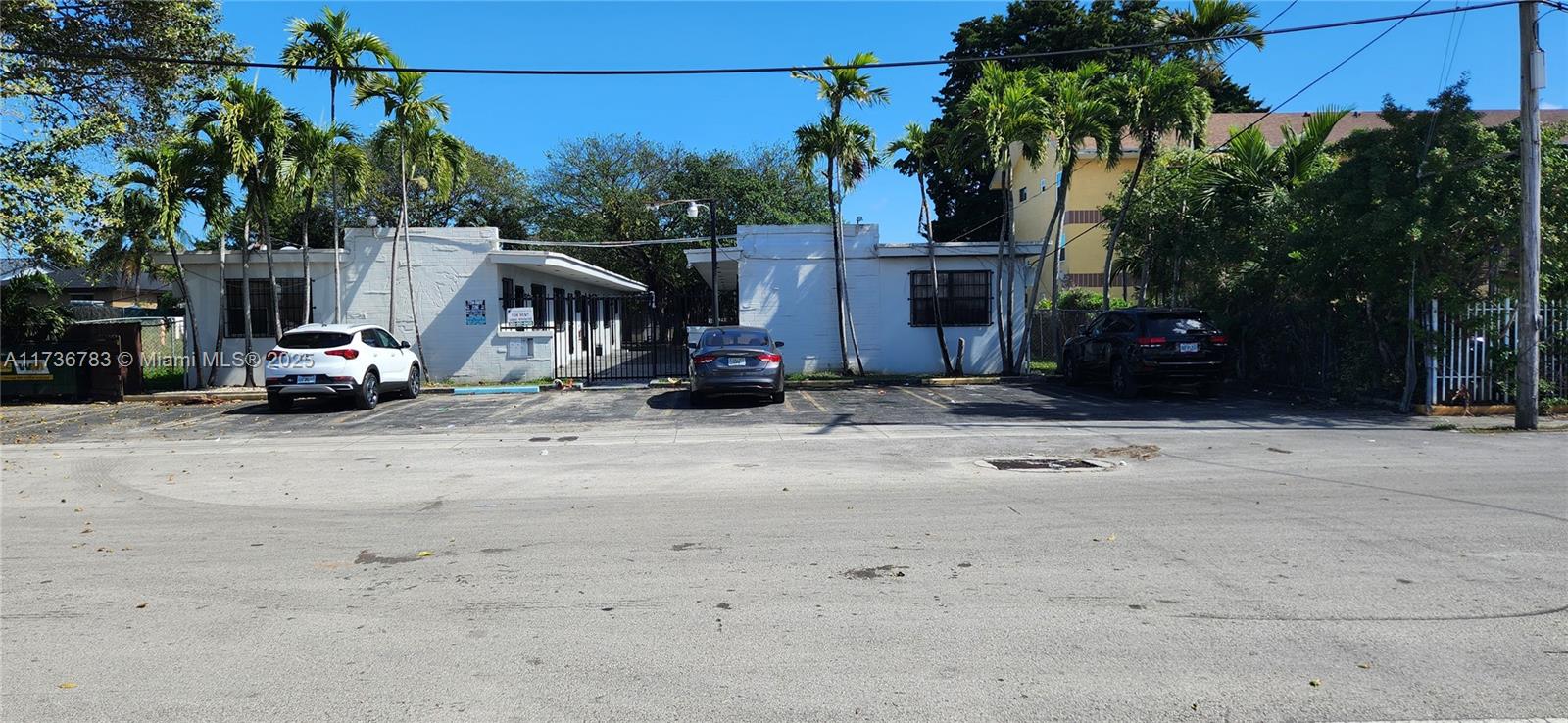 Rental Property at 3711 Nw 24th Ave 7, Miami, Broward County, Florida - Bathrooms: 1  - $1,600 MO.