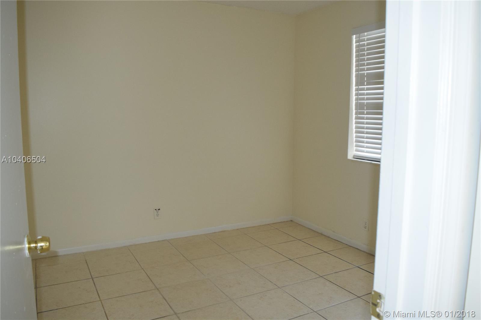 PALM VILLAGE CONDO - Residential Lease