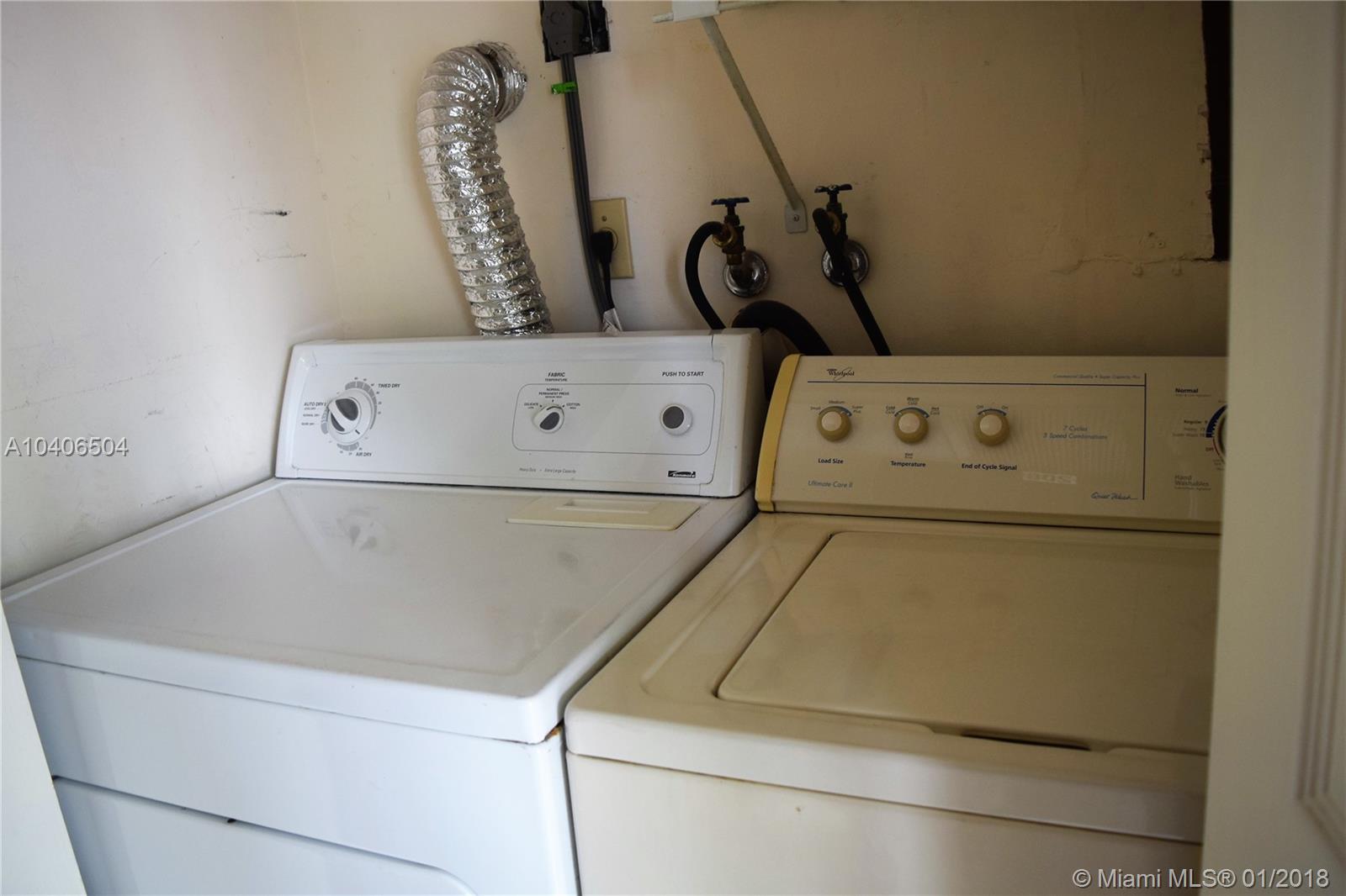 PALM VILLAGE CONDO - Residential Lease