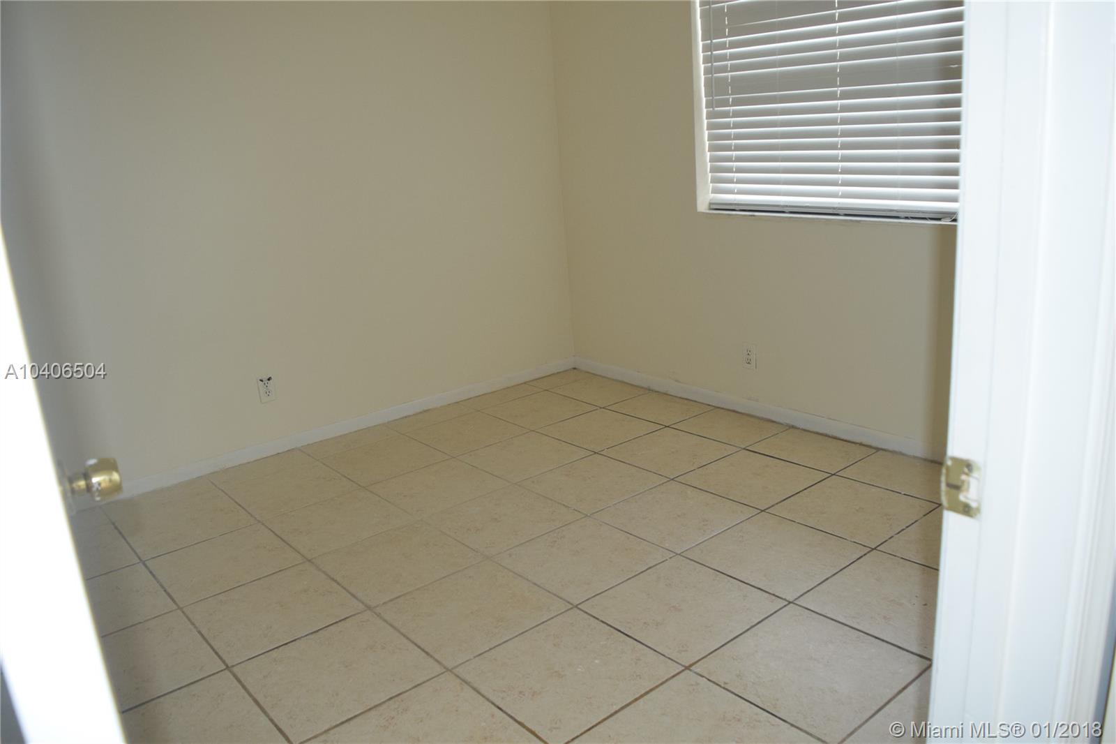 PALM VILLAGE CONDO - Residential Lease