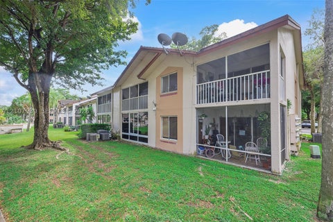 Photo of 9203 SW 141 Pl #9203, Miami, FL 33186 (MLS # A12107939)