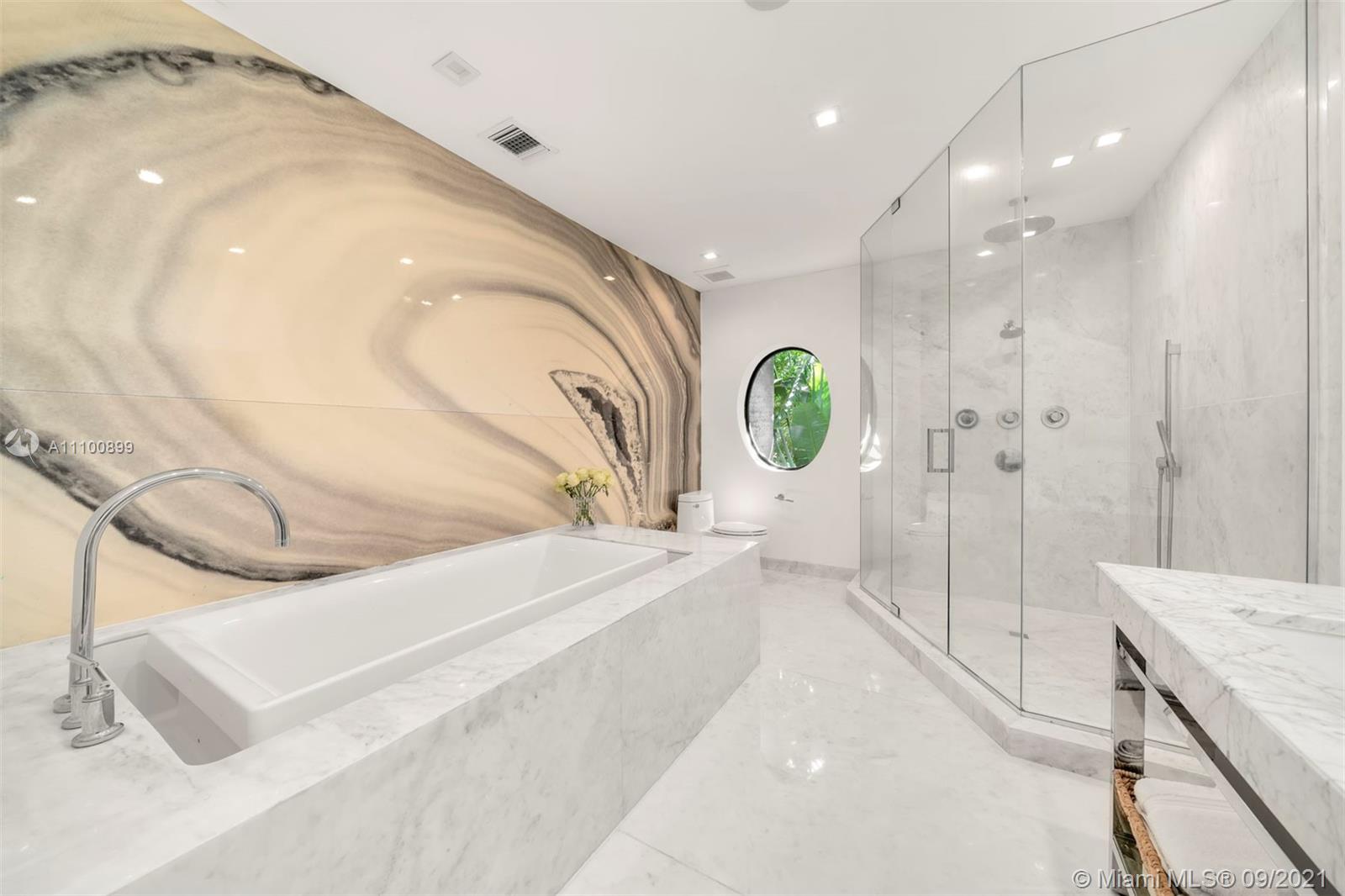 BAY HARBOR ISLAND - Residential