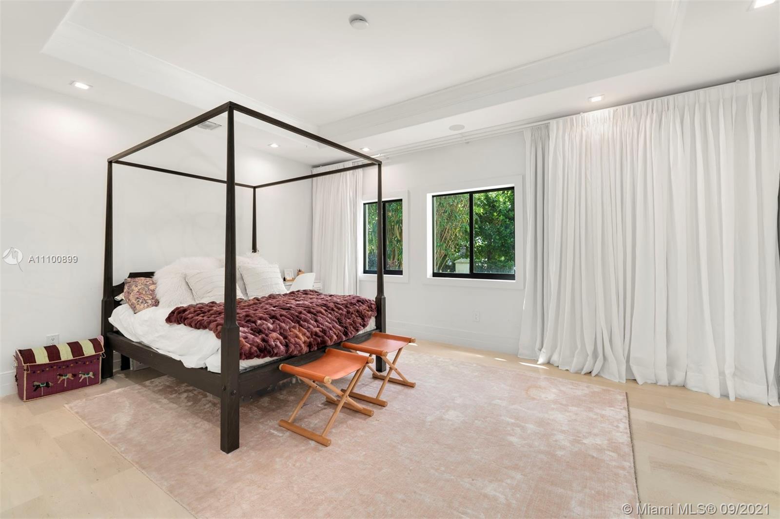 BAY HARBOR ISLAND - Residential