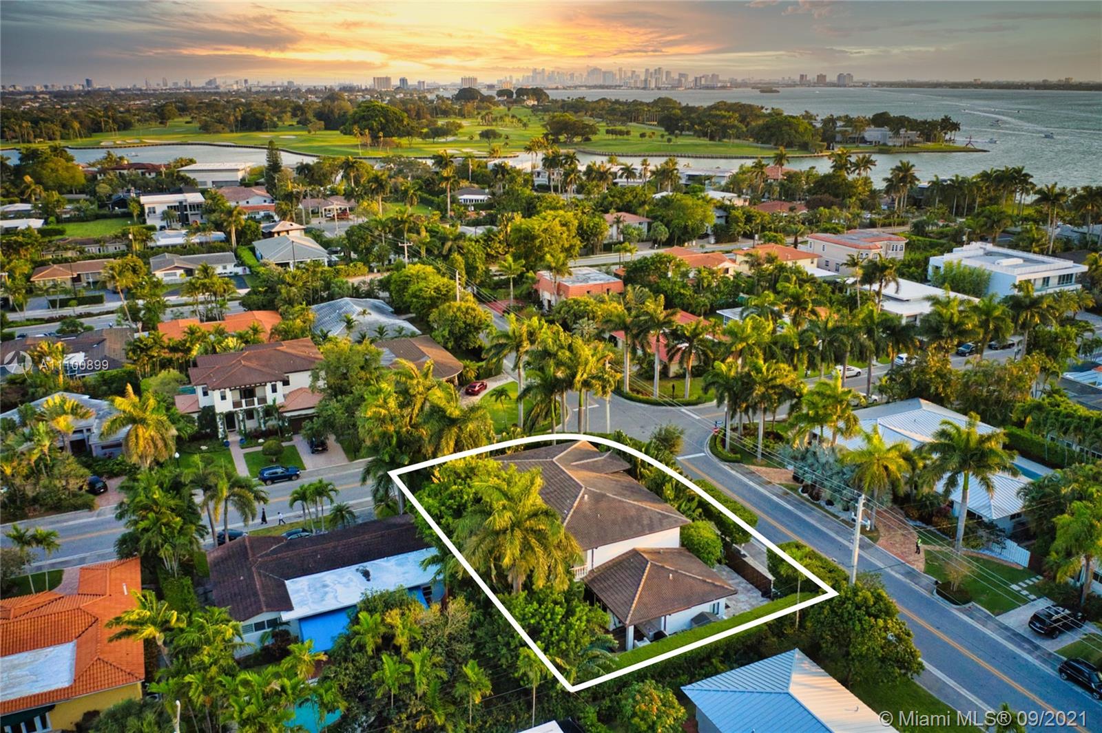 BAY HARBOR ISLAND - Residential