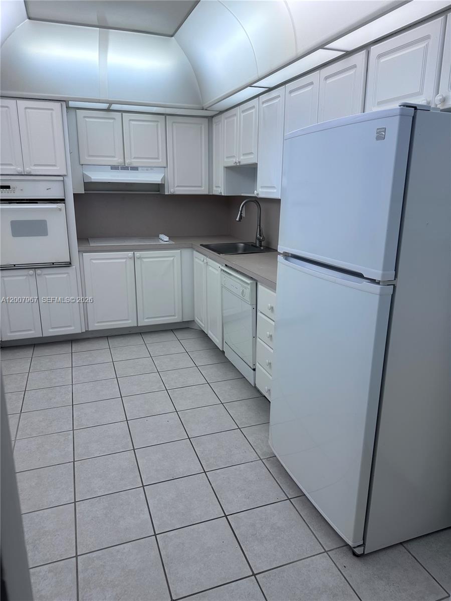 OCEANVIEW BUILDING B COND - Residential