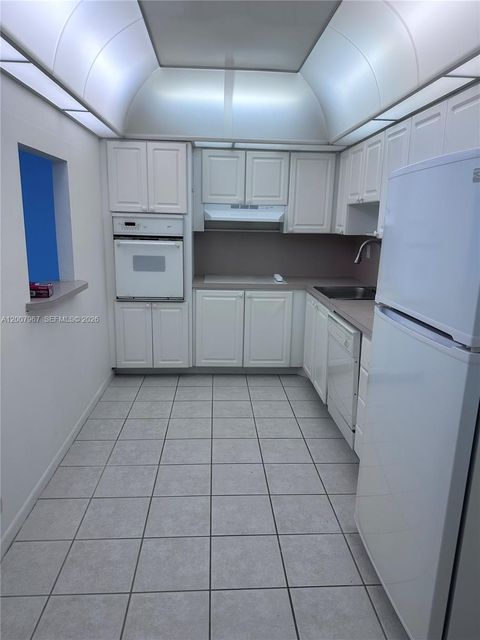 Tiny photo for 19380 Collins Ave #712, Sunny Isles Beach, FL 33160 (MLS # A12007967)