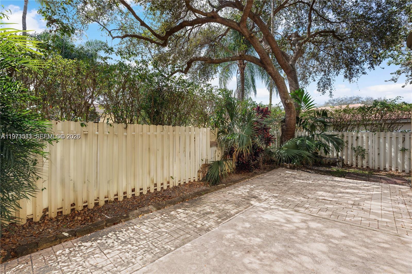 AVALON - Residential