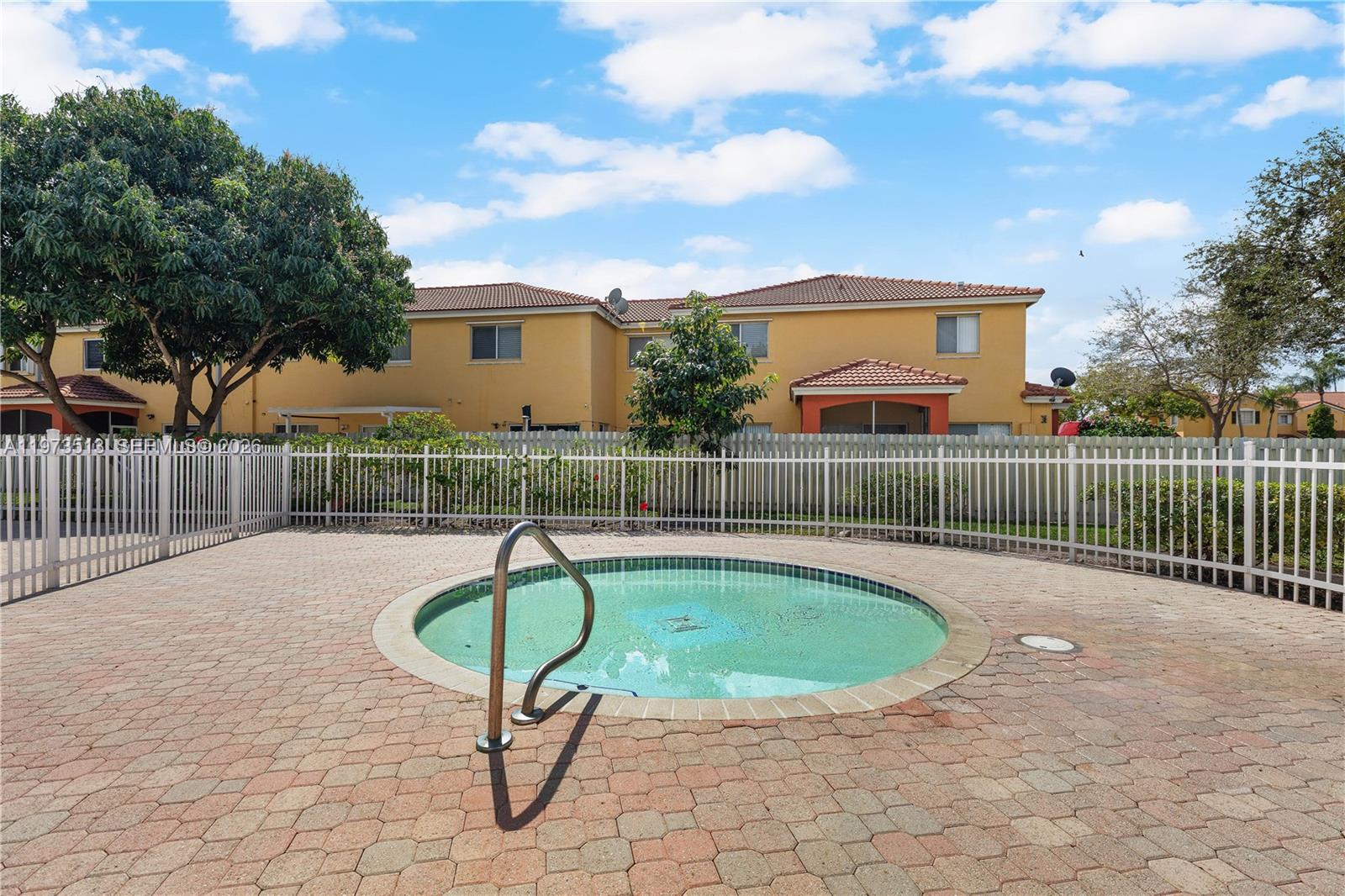 AVALON - Residential