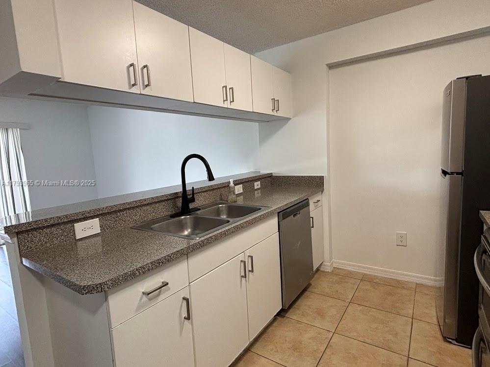 420 S Park Rd 2-304, Hollywood, Broward County, Florida - 2 Bedrooms  
1 Bathrooms - 