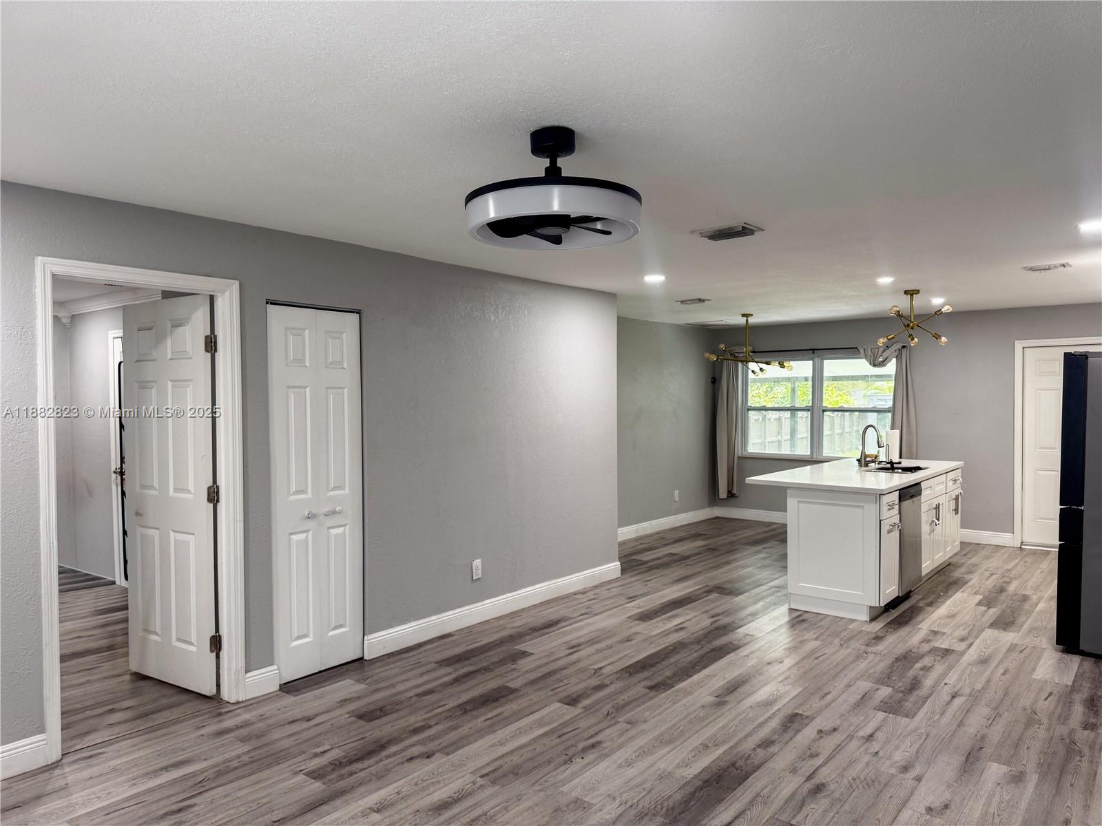 CARVER RANCHES - Residential Lease
