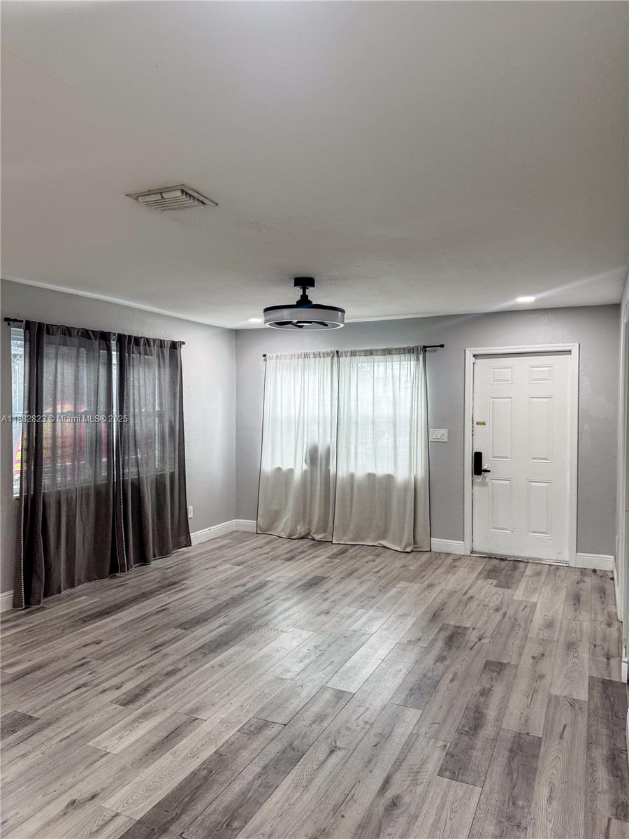 CARVER RANCHES - Residential Lease