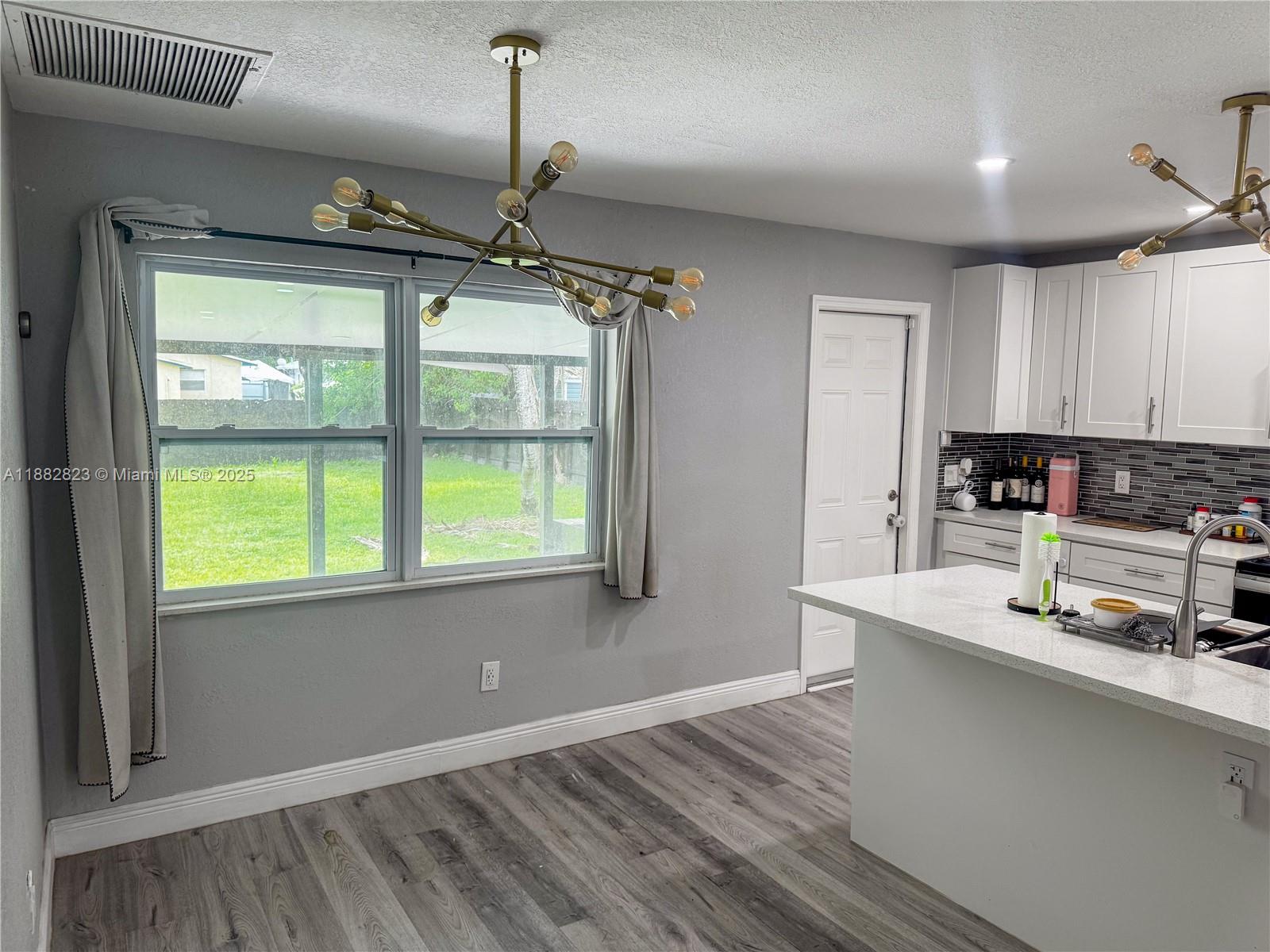 CARVER RANCHES - Residential Lease