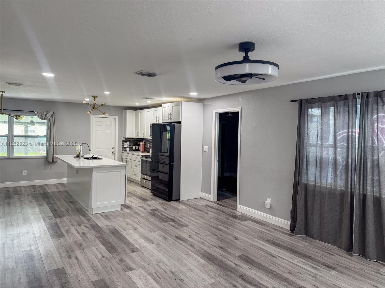 CARVER RANCHES - Residential Lease
