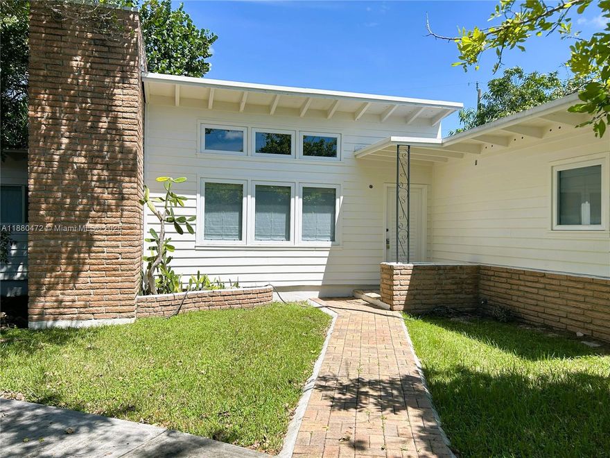 Beautiful home in South Miami with large living room, terrace, large backyard, kids playground. Shed included for storage. Includes washer and dryer. Utilities, internet also included.

Move in cost: First month, last month and $3k security deposit.