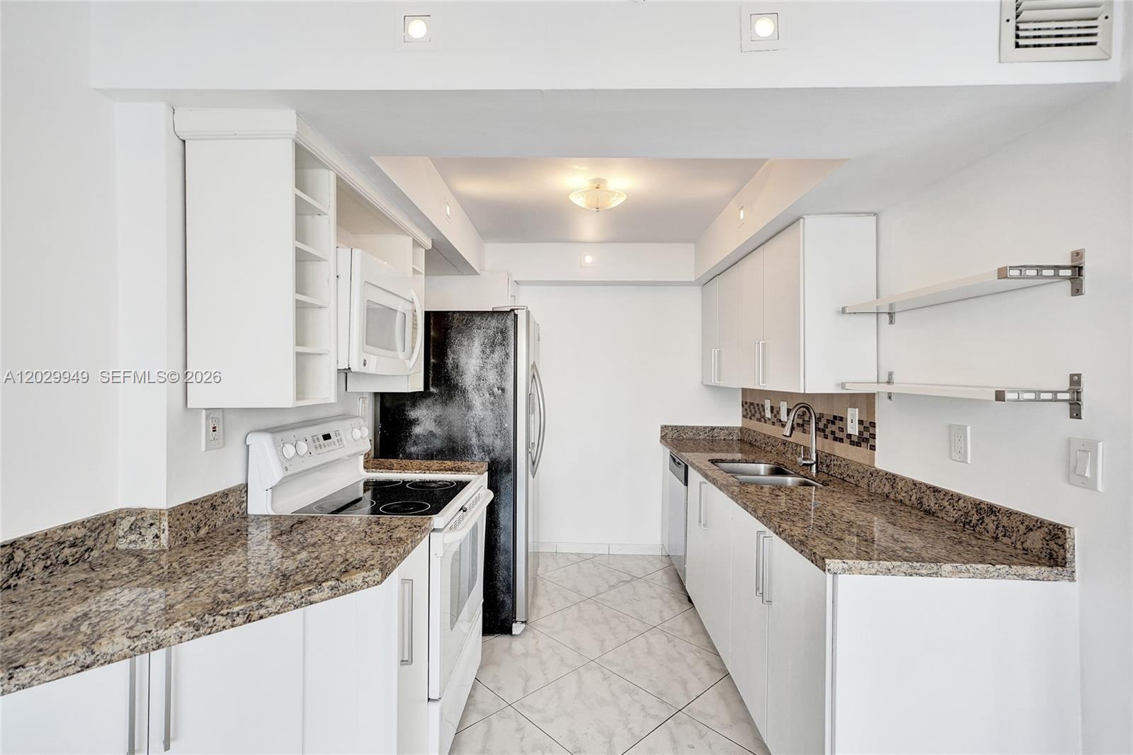 17500 N Bay Rd S403