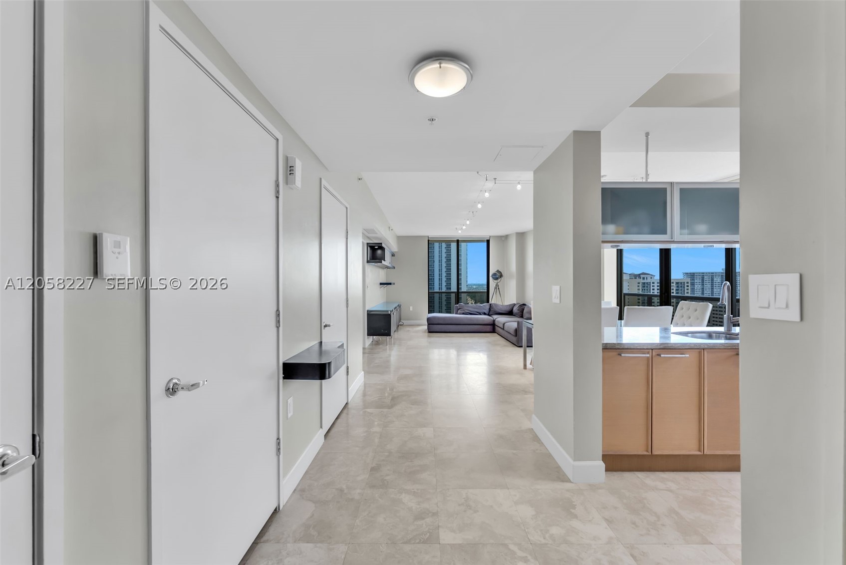 16275 Collins Ave 1604