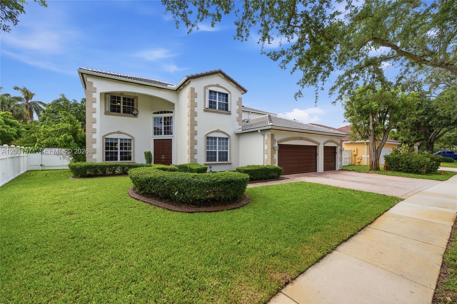 3511 SW 145th Ave