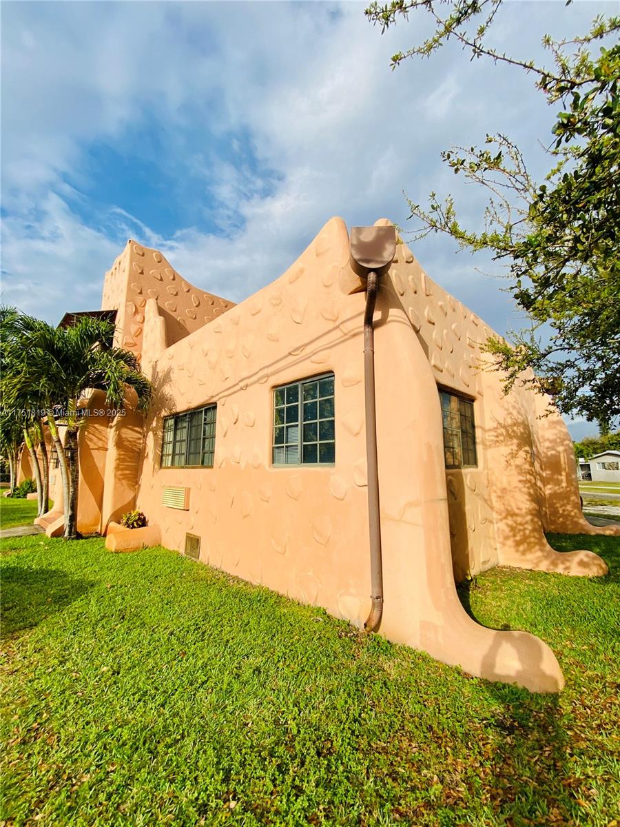 COUNTRY CLUB ESTATES SEC - Residential Income