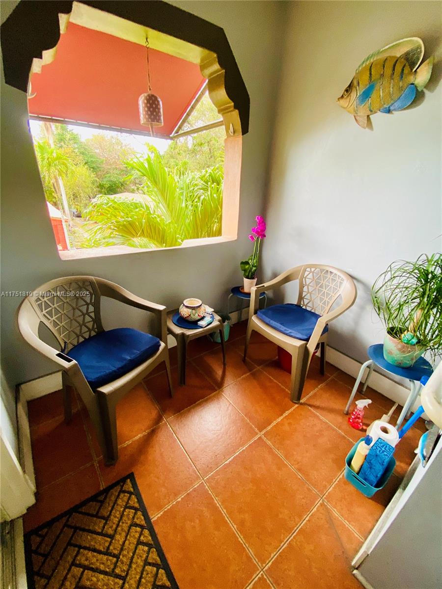 COUNTRY CLUB ESTATES SEC - Residential Income