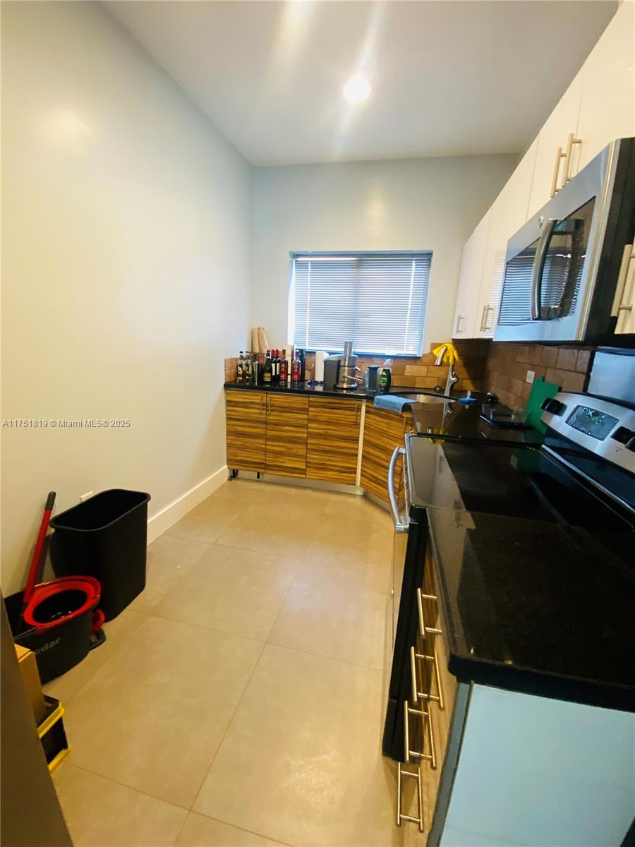 COUNTRY CLUB ESTATES SEC - Residential Income