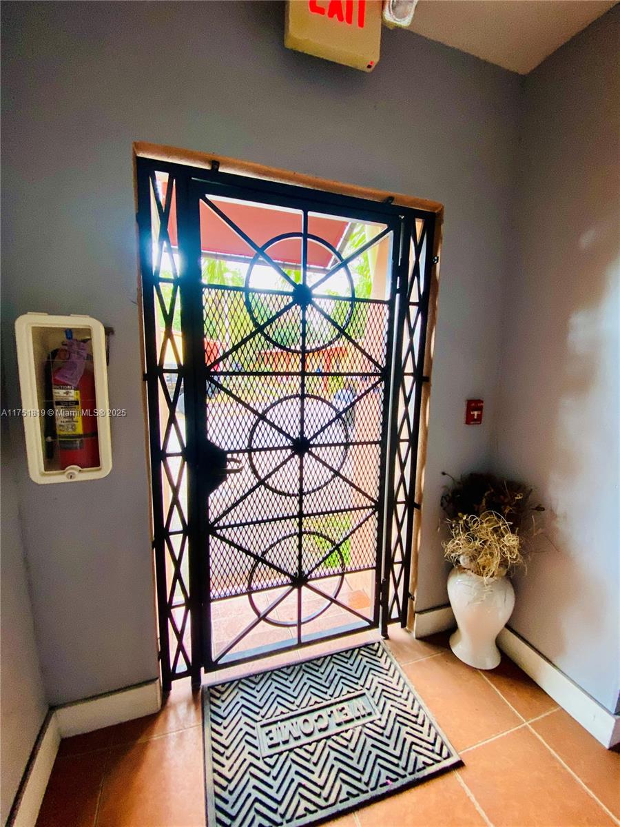 COUNTRY CLUB ESTATES SEC - Residential Income