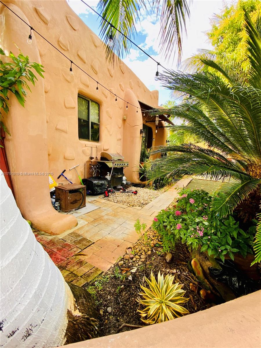 COUNTRY CLUB ESTATES SEC - Residential Income