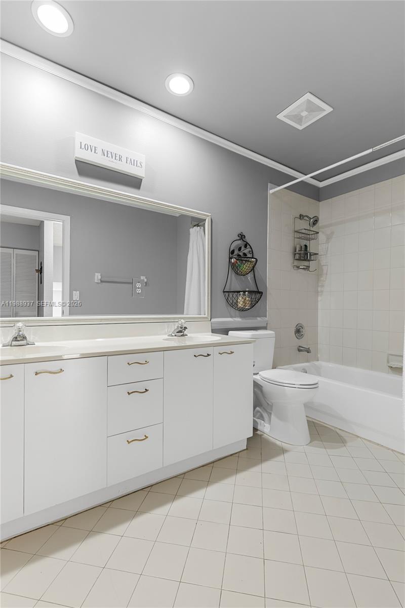 KENSINGTON - Residential