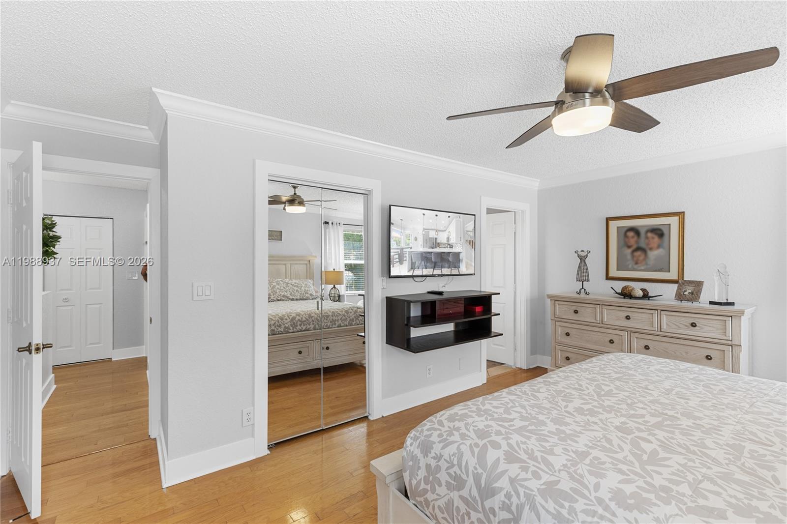 KENSINGTON - Residential