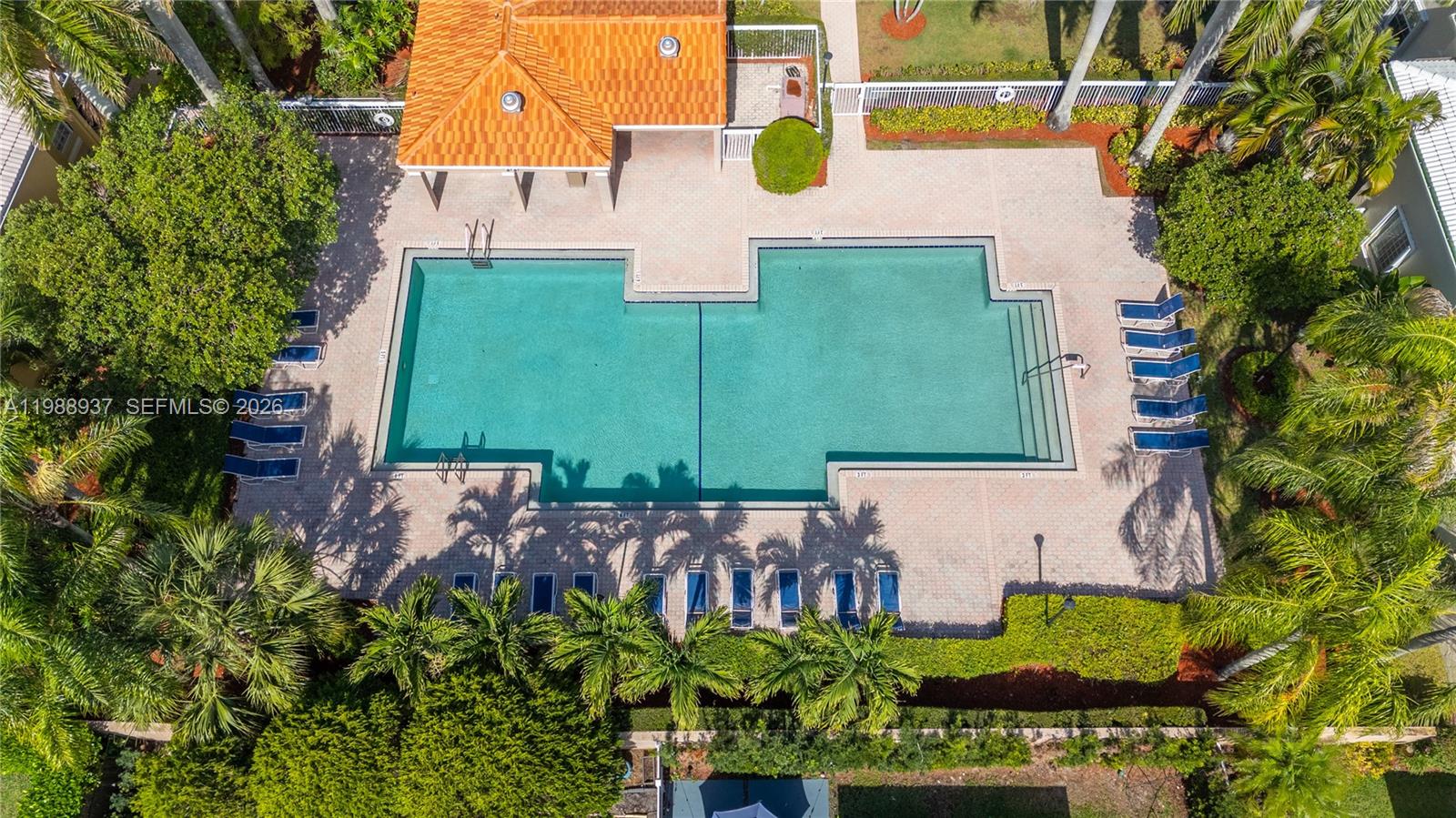 KENSINGTON - Residential