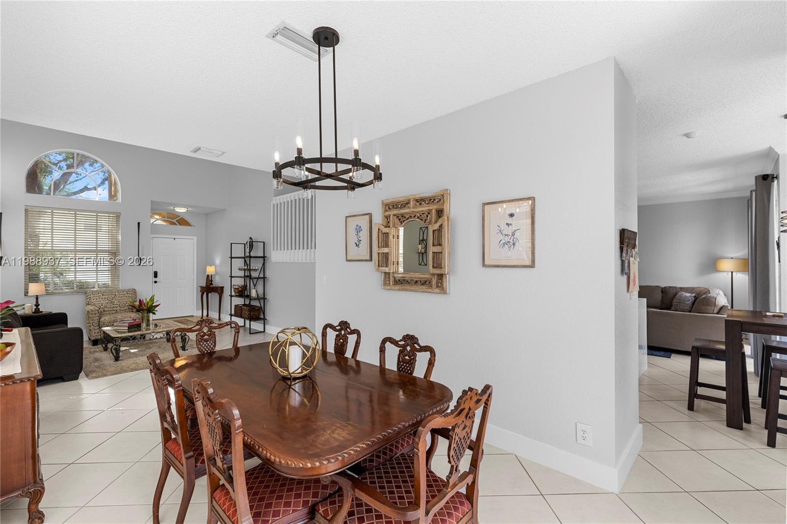 KENSINGTON - Residential