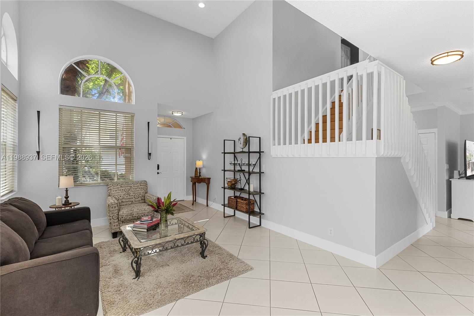 KENSINGTON - Residential