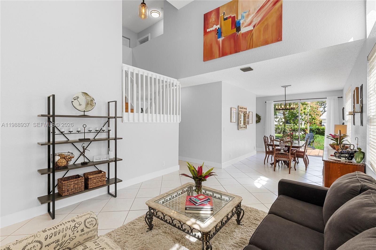 KENSINGTON - Residential