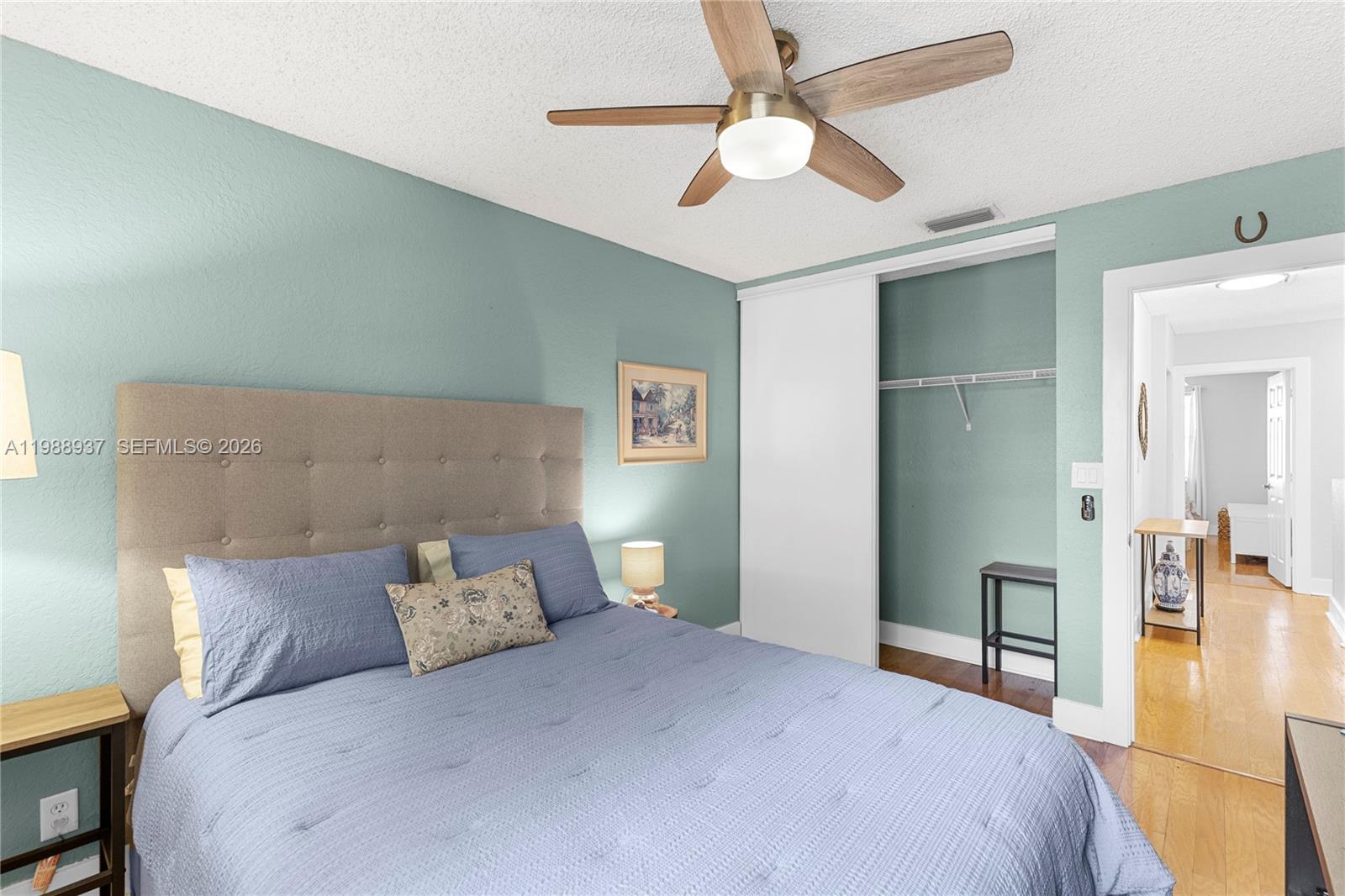 KENSINGTON - Residential