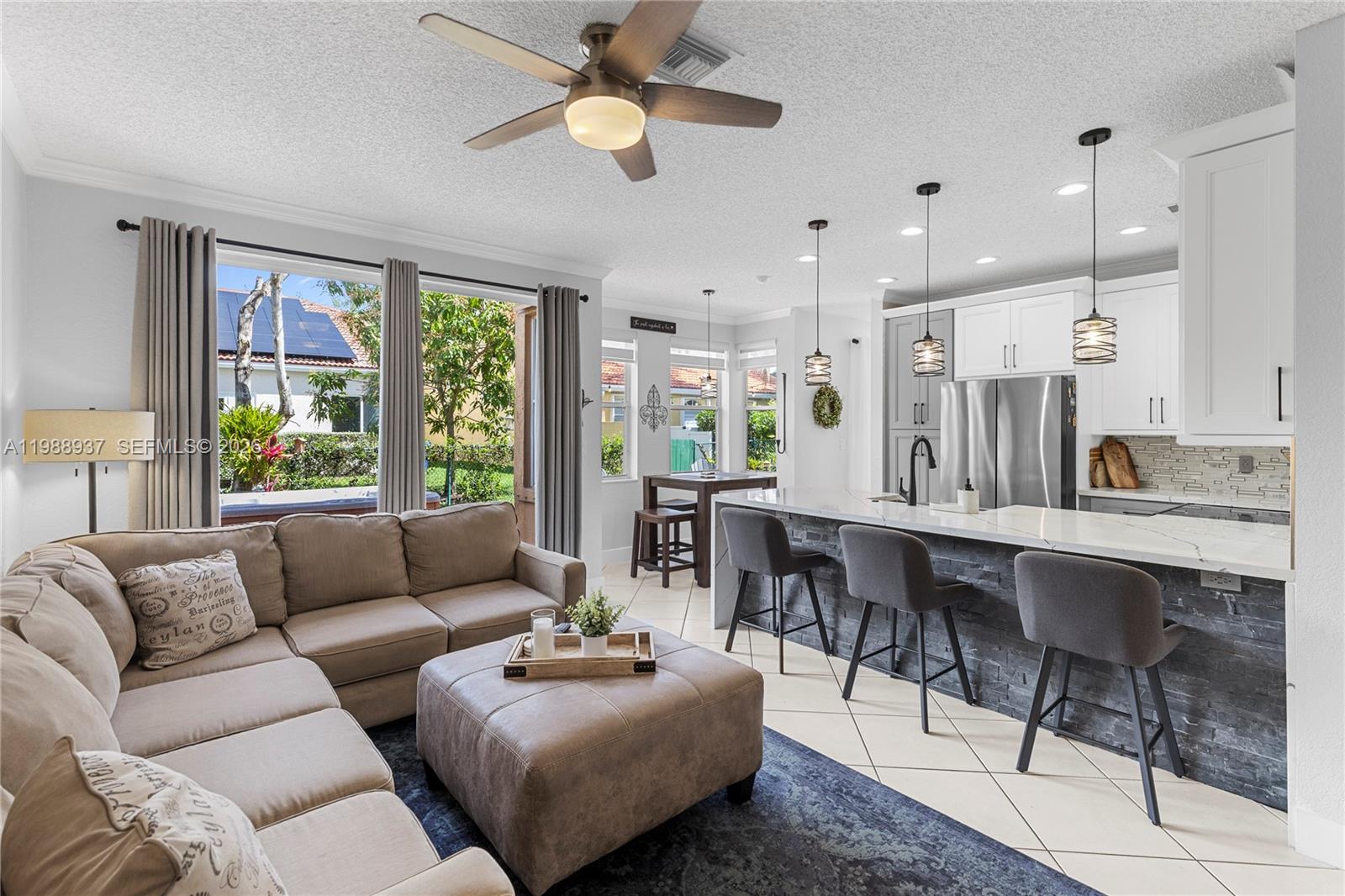 KENSINGTON - Residential