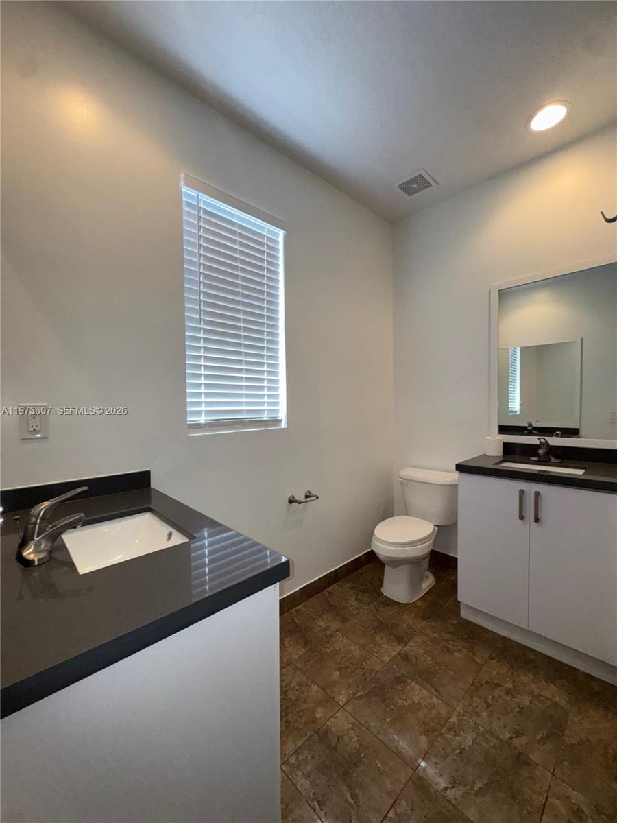 Emerald Landings - Residential Lease