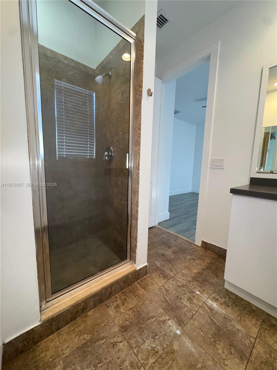 Emerald Landings - Residential Lease