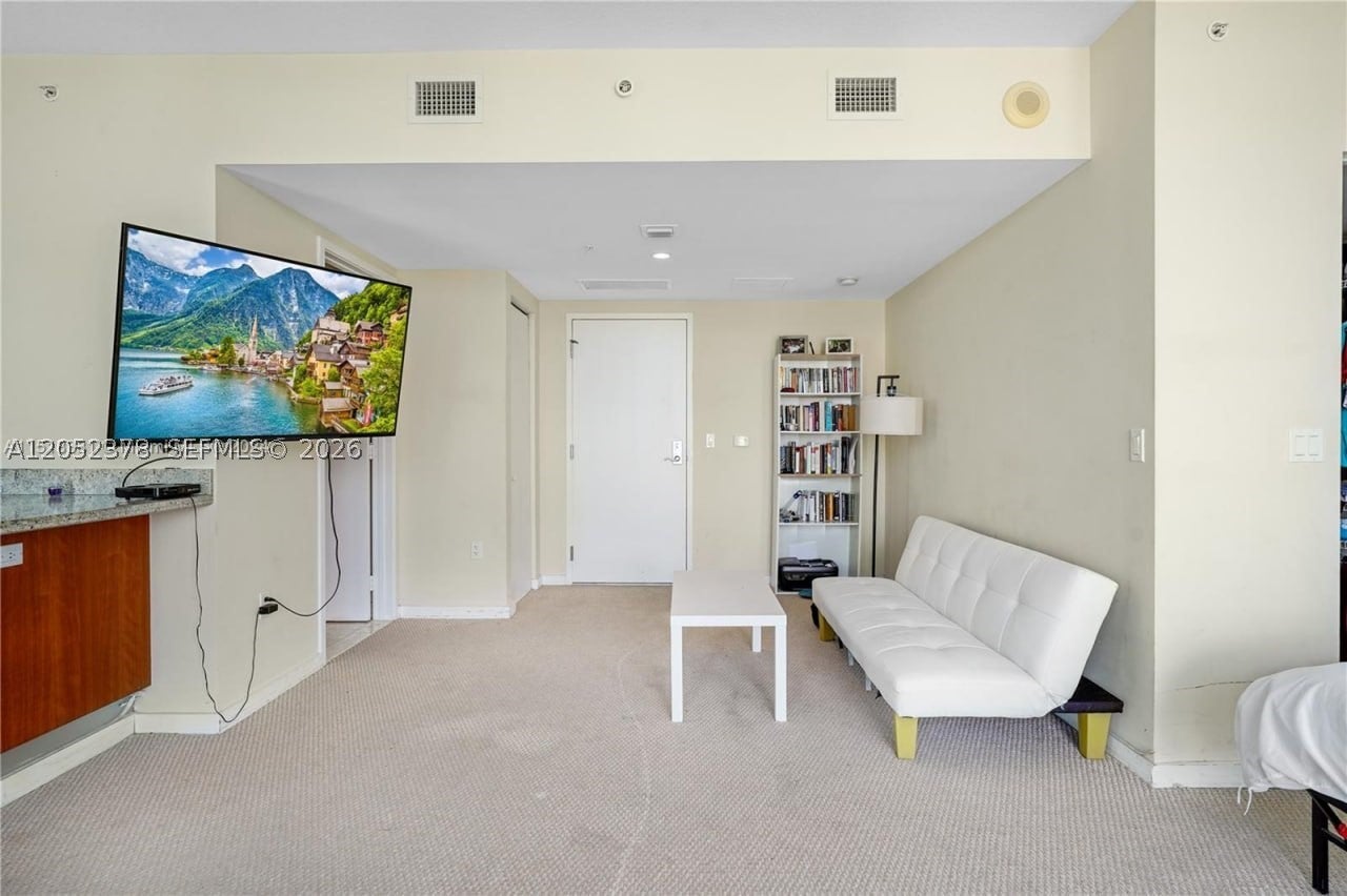 185 SW 7th St 3100