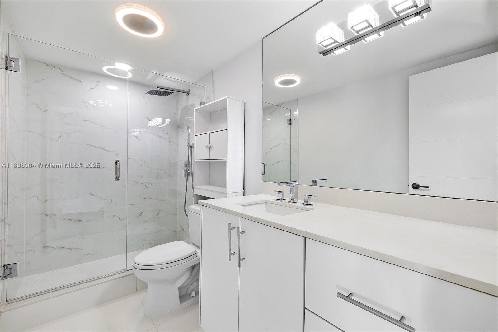 LAKEVIEW TOWNHOMES CONDO - Residential