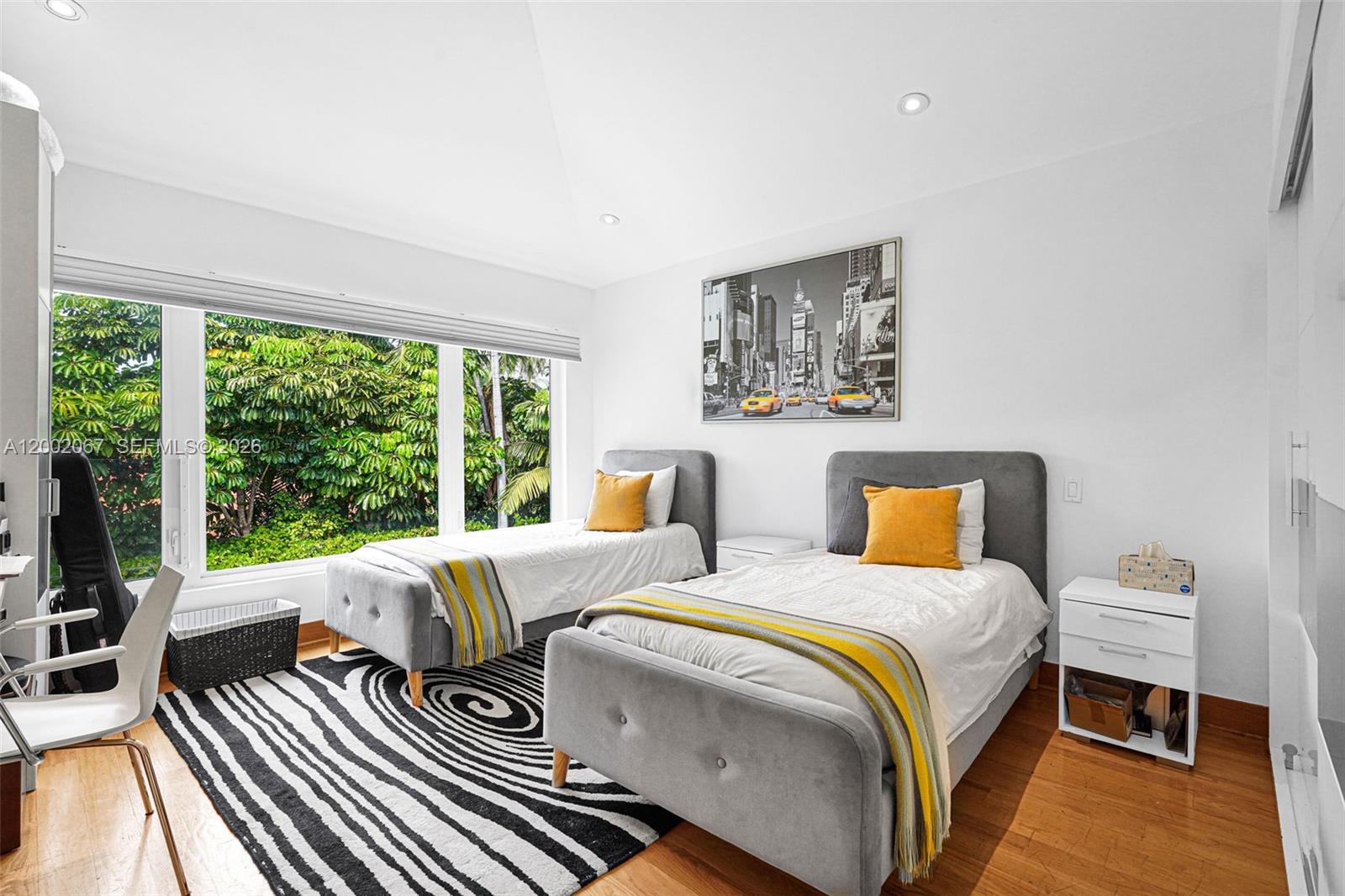 BAL HARBOUR RESIDENTIAL S - Residential Lease