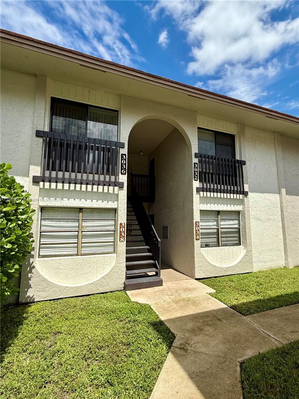 Photo of 3032 Coral Ridge Dr #217C, Coral Springs, FL 33065 (MLS # A11883547)
