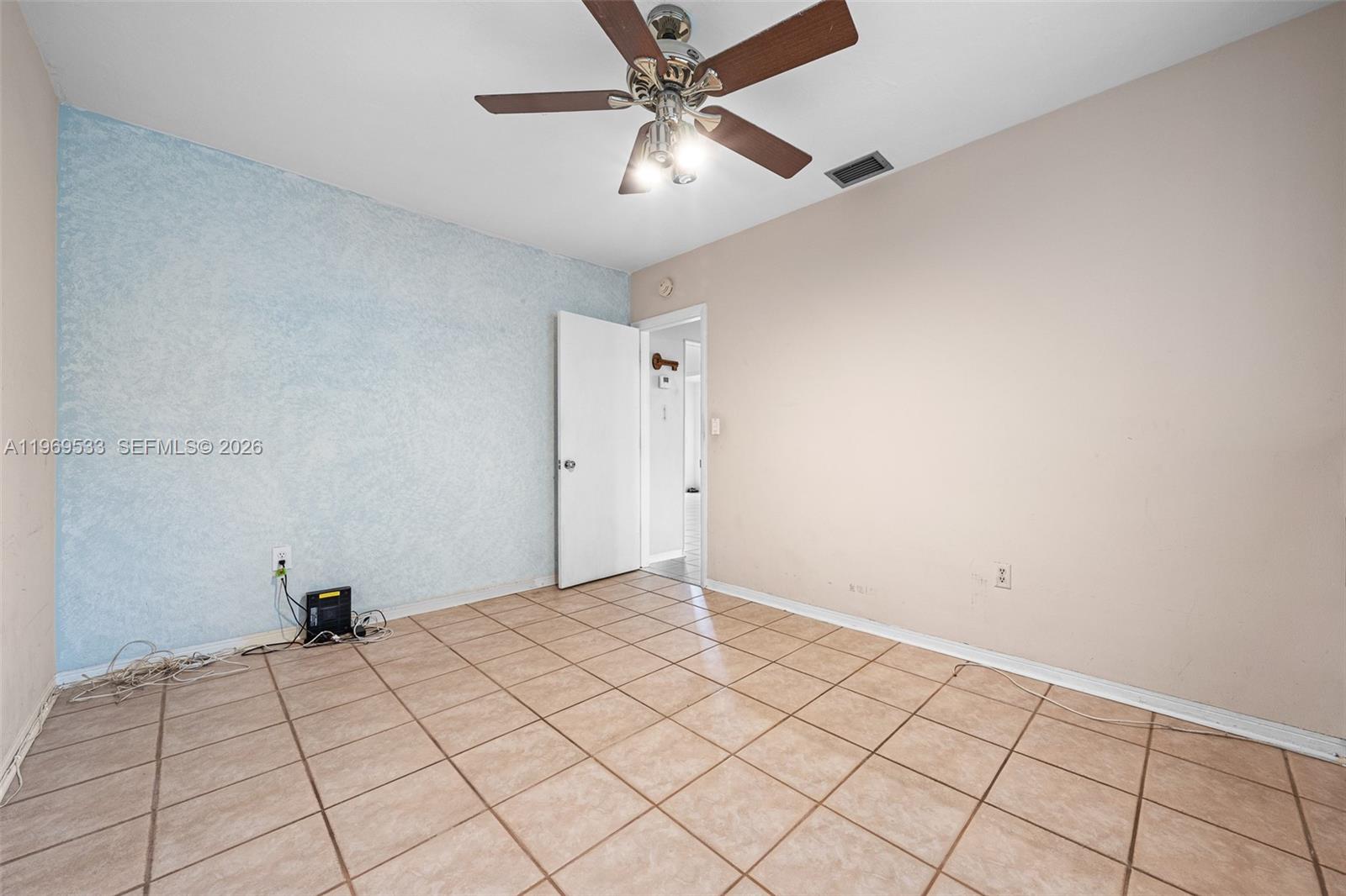 MIRAMAR SEC 11 - Residential