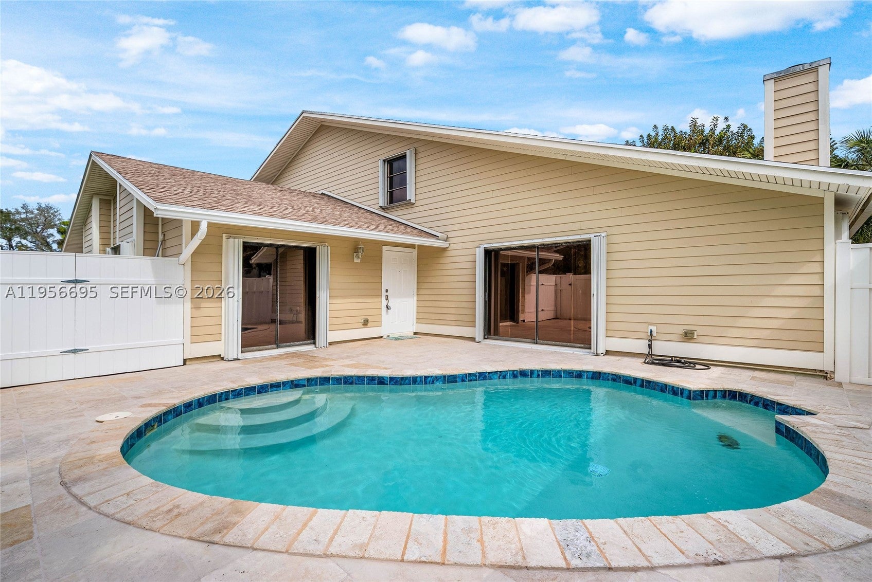 804 Summerwinds Ln