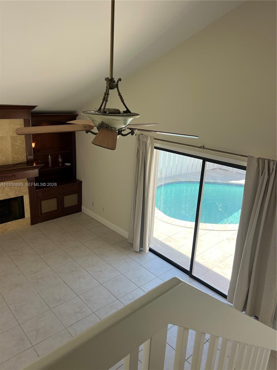 SUMMER WINDS OF JUPITER - Residential