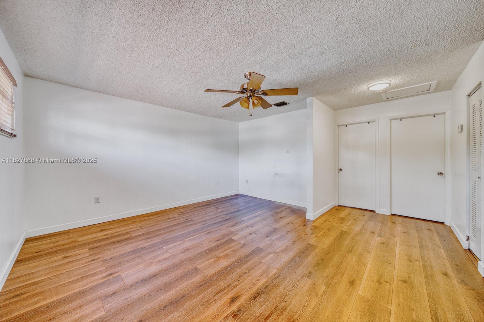 LIVE OAK OF THE HAMMOCKS - Residential