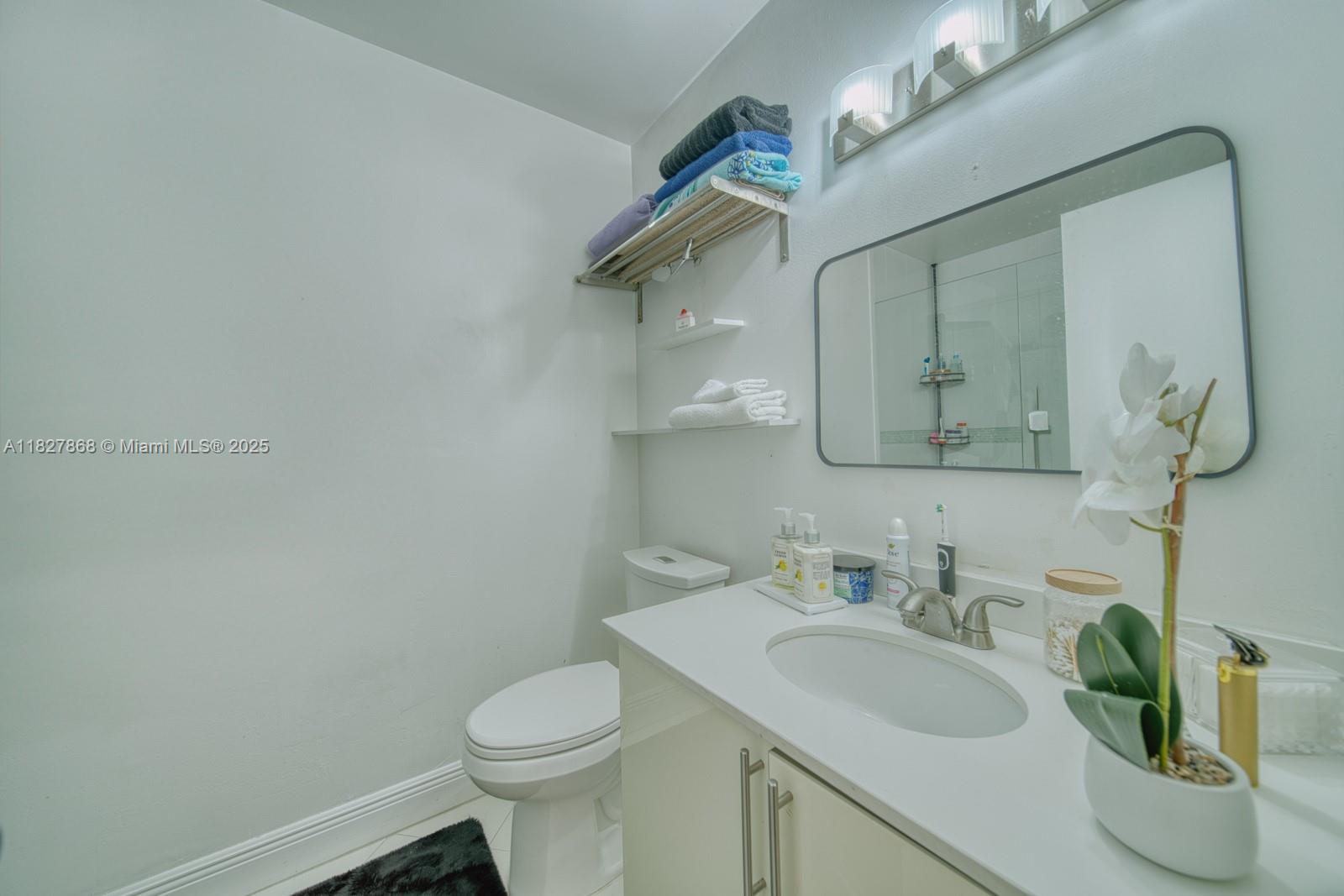 LIVE OAK OF THE HAMMOCKS - Residential