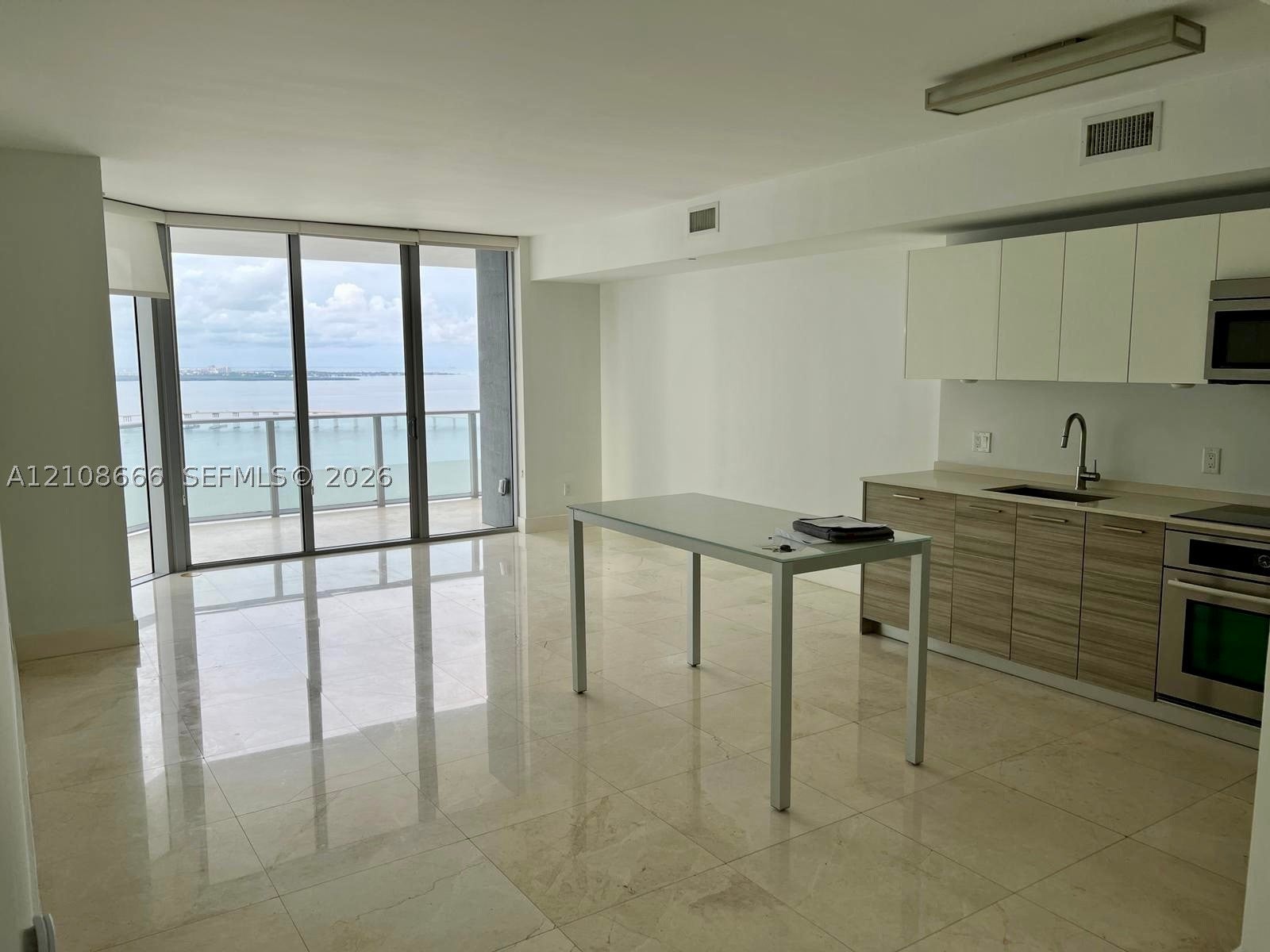 1300 Brickell Bay Dr 3506