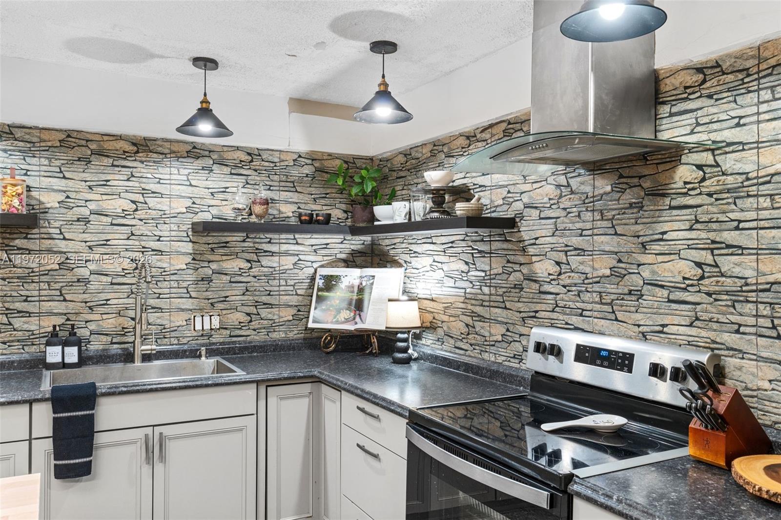 CYPRESS LANDING PHASE 01 - Residential